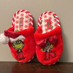 Dr. Seuss Christmas Grinch & Cindy Lou Girls Slippers Size 7/8